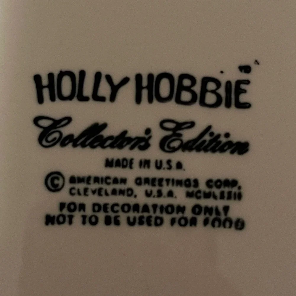 Holly Hobbie Collector's Edition‎ Plate